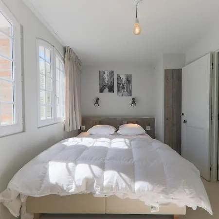 Holiday home Pleasant House For 8 People 12 M Mooring Grimaud