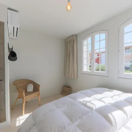 Pleasant House For 8 People 12 M Mooring Holiday home Grimaud